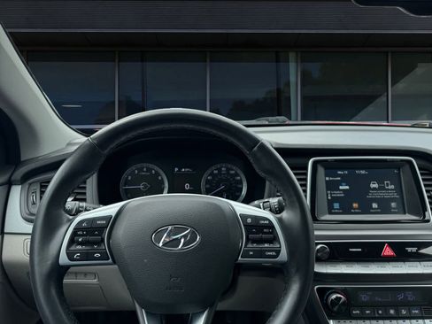 Used 2019 Hyundai Sonata SEL FWD image 3