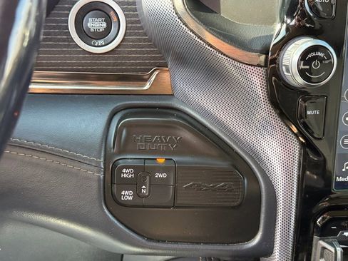 Used 2022 RAM 2500 Limited image 22