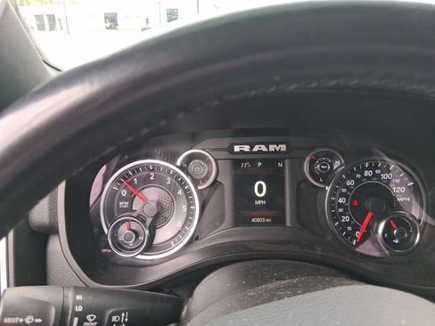 Used 2019 RAM 1500 Big Horn AWD/4WD image 13