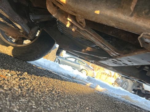 Used 2008 Nissan Pathfinder SE w/ Premium Pkg image 19