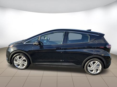 Used 2023 Chevrolet Bolt LT w/ Driver Confidence Package image 4