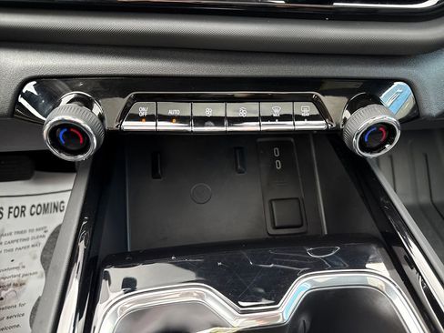 Used 2024 Chevrolet Silverado EV RST image 23