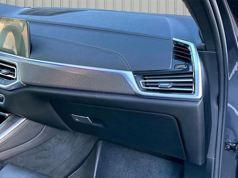 Used 2020 BMW X5 M50i w/ Premium Package image 12