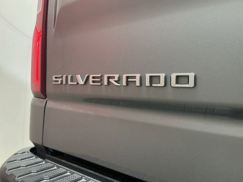 Used 2024 Chevrolet Silverado 1500 LT Trail Boss w/ Convenience Package II image 31