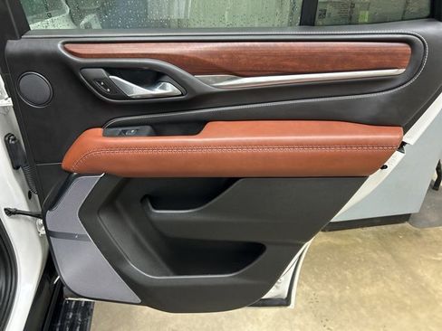 Used 2024 GMC Yukon Denali Ultimate image 28