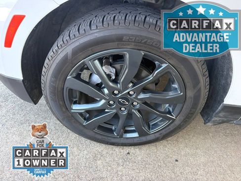Used 2023 Chevrolet Equinox RS w/ RS Leather Package FWD image 9