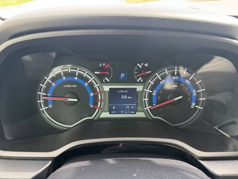 Used 2014 Toyota 4Runner Trail Premium AWD/4WD image 18