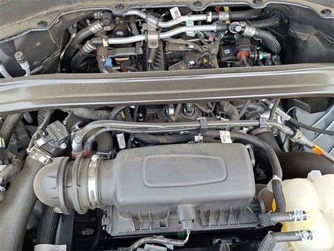 Used 2023 Ford Explorer Limited w/ Limited Technology Package image 29