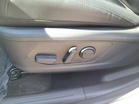 Used 2026 Kia Sportage EX FWD image 17