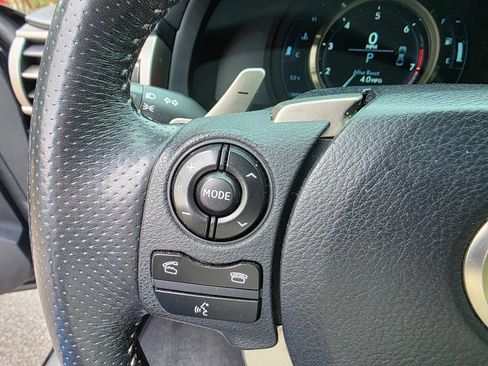 Used 2014 Lexus IS 350 AWD image 18