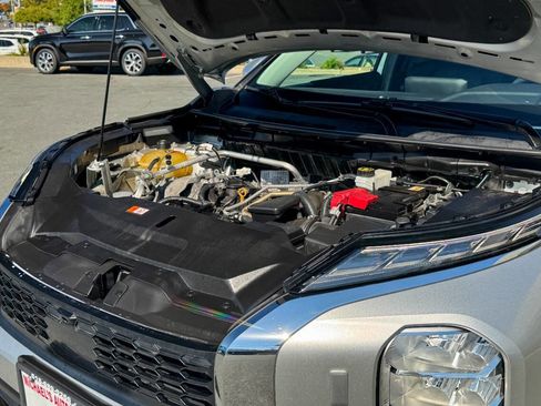 Used 2022 Mitsubishi Outlander ES image 32