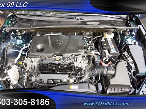 Used 2020 Toyota Camry SE FWD image 20