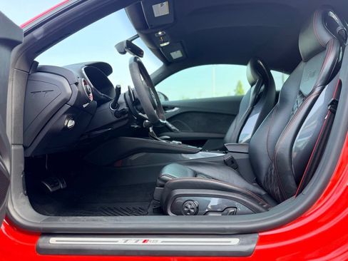 Used 2018 Audi TT RS w/ Dynamic Plus Package AWD/4WD image 9