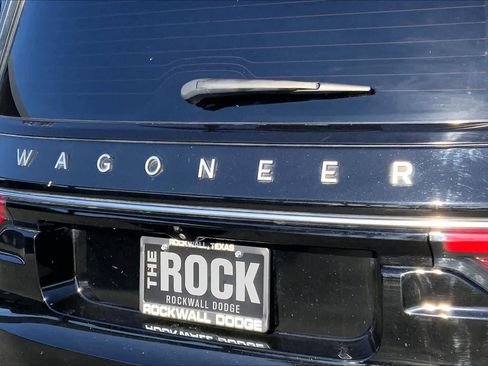 Used 2022 Jeep Wagoneer Series II image 25