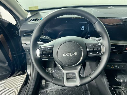 New 2025 Kia K5 EX image 14