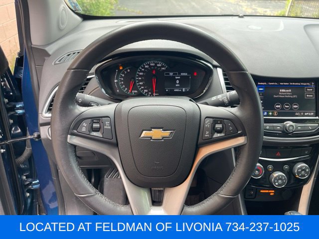 Certified 2020 Chevrolet Trax Premier w/ LPO, Cargo Package FWD image 11