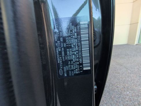 New 2025 Hyundai Tucson Limited image 14