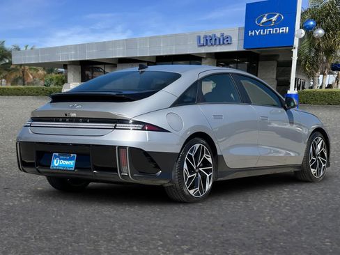 Certified 2025 Hyundai Ioniq 6 SEL RWD image 3