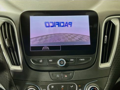 Used 2023 Chevrolet Malibu LT FWD image 19