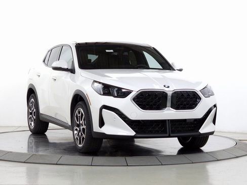 New 2026 BMW X2 xDrive28i w/ Convenience Package image 1