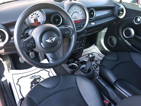 Used 2014 MINI Cooper Clubman S FWD image 14