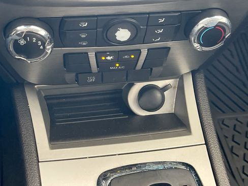 Used 2012 Ford Fusion SE FWD image 17