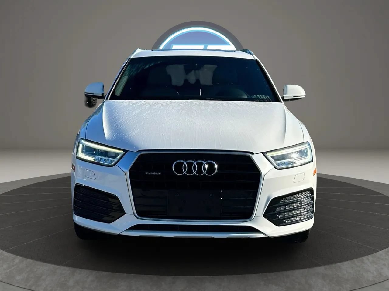 Used 2018 Audi Q3 2.0T Premium Plus w/ Premium Plus Package AWD/4WD image 4