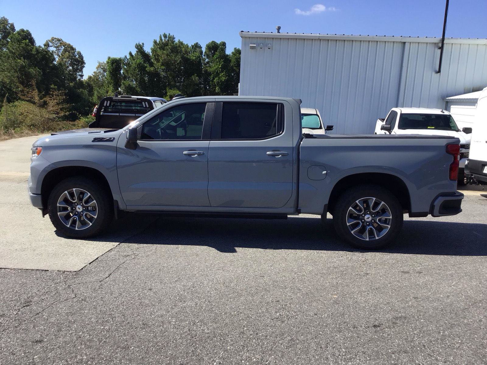 Used 2025 Chevrolet Silverado 1500 RST w/ RST All Star Premium Package AWD/4WD image 3