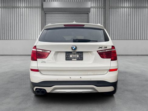 Used 2017 BMW X3 xDrive28i w/ Premium Package image 9