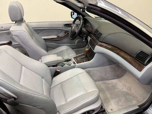 Used 2000 BMW 323ci Convertible RWD image 9