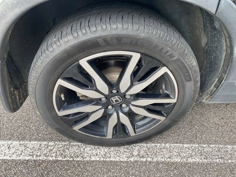 Used 2019 Honda Pilot Elite image 13