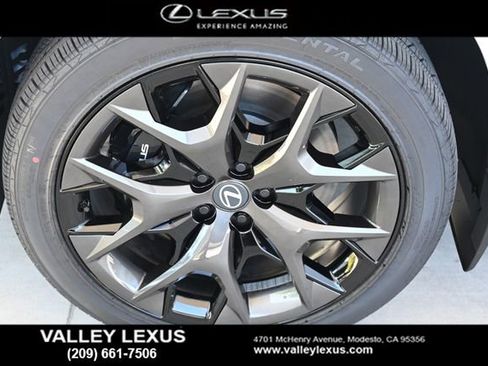 New 2026 Lexus TX 500h AWD image 22