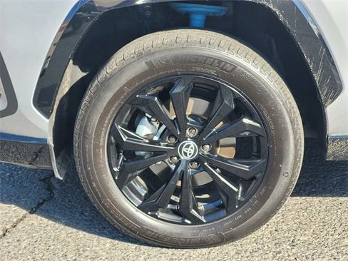 Certified 2022 Toyota RAV4 XSE image 11
