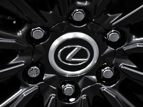 Used 2023 Lexus GX 460 Luxury w/ Sport Design Package image 88