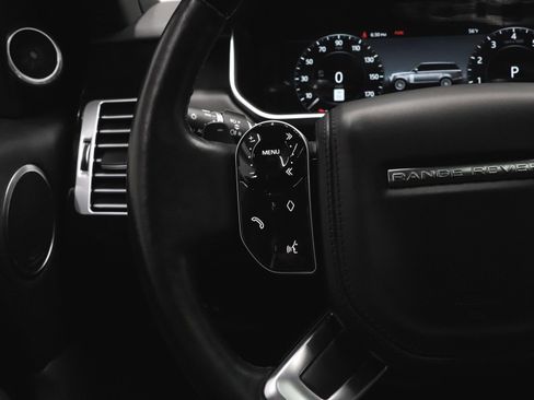 Used 2022 Land Rover Range Rover P525 Westminster Edition image 31