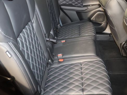 Used 2024 Mitsubishi Outlander SEL image 45