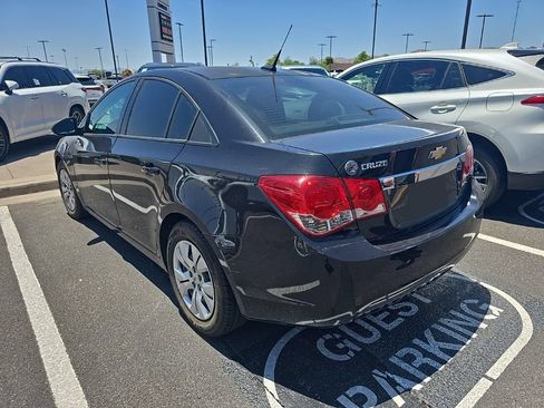 Used 2014 Chevrolet Cruze LS FWD image 6