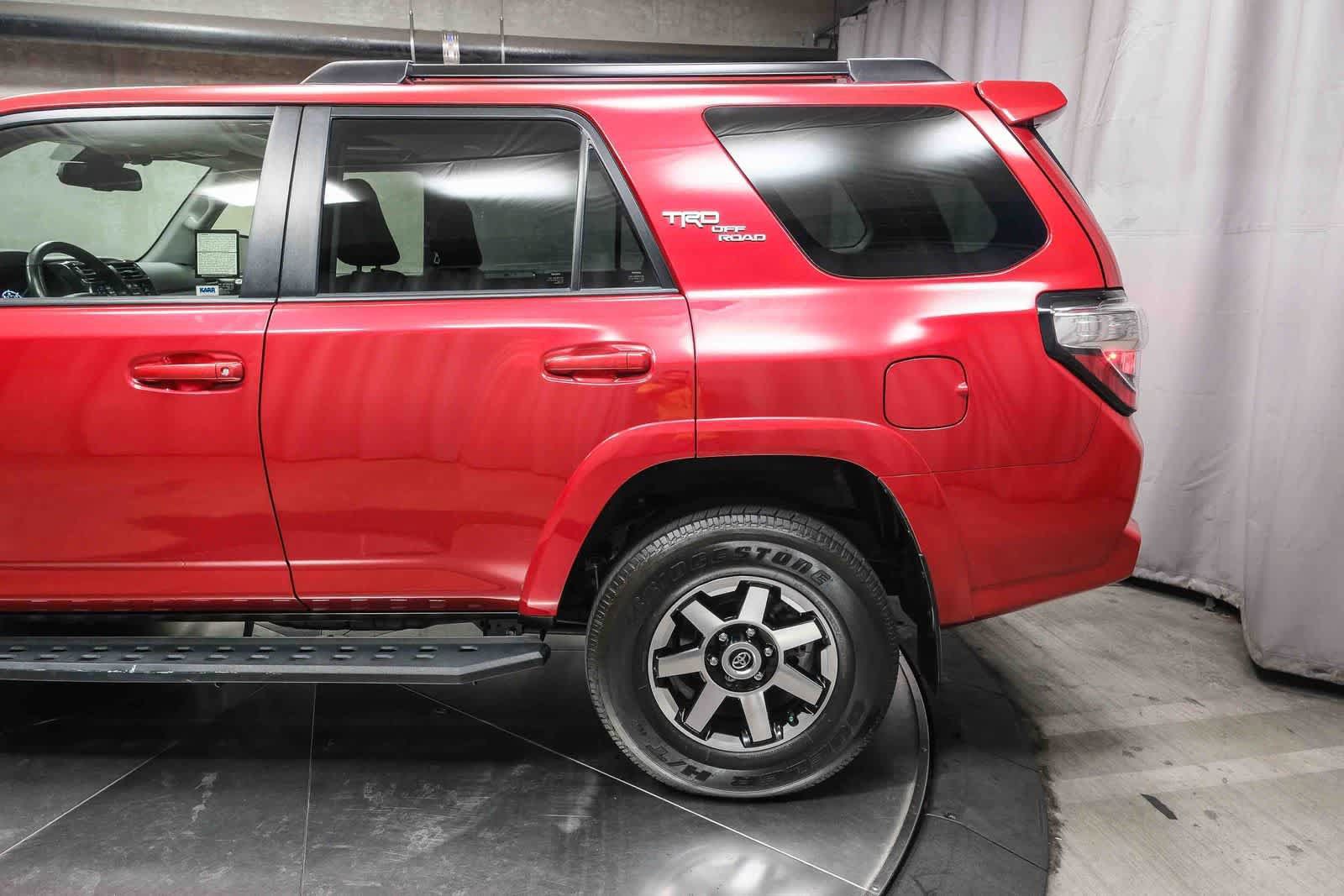 Used 2023 Toyota 4Runner TRD Off-Road Premium w/ Moonroof Package AWD/4WD image 9