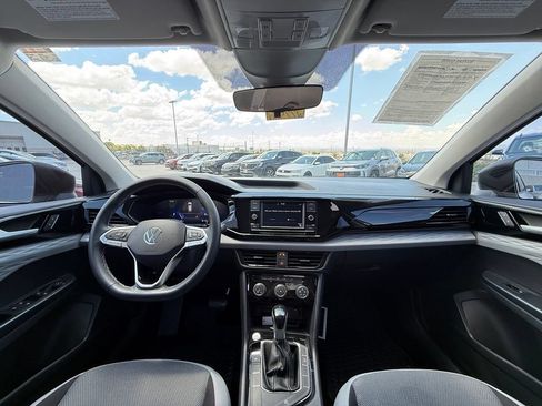 Used 2024 Volkswagen Taos S w/ MDO Package FWD image 15
