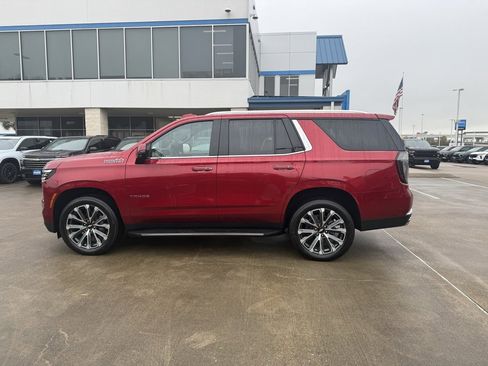 New 2025 Chevrolet Tahoe High Country w/ Sun And Tow Package image 17