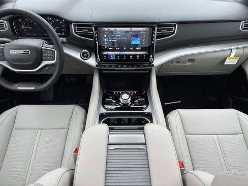 New 2026 Jeep Grand Wagoneer Limited image 11