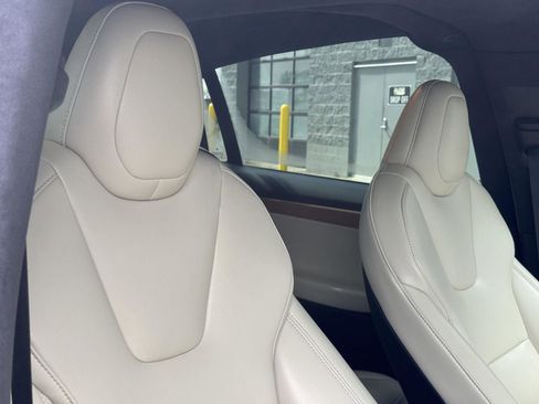 Used 2020 Tesla Model X Long Range image 52