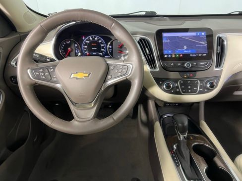 Used 2024 Chevrolet Malibu LT image 11