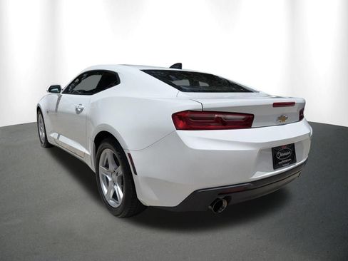 Used 2016 Chevrolet Camaro LT RWD image 27
