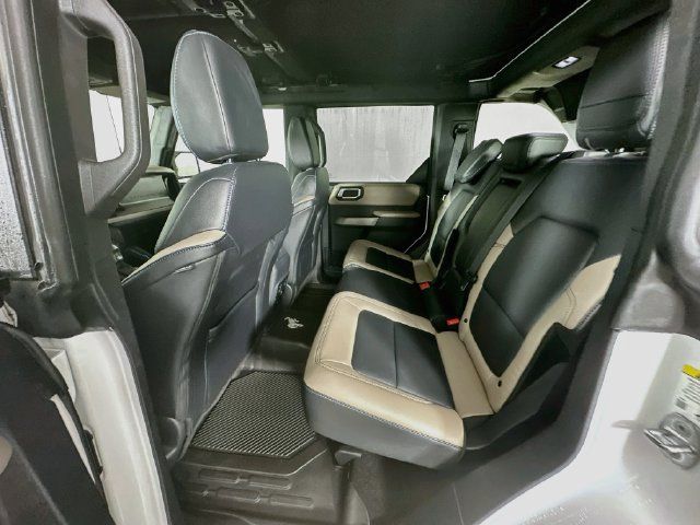 Certified 2023 Ford Bronco Wildtrak AWD/4WD image 31