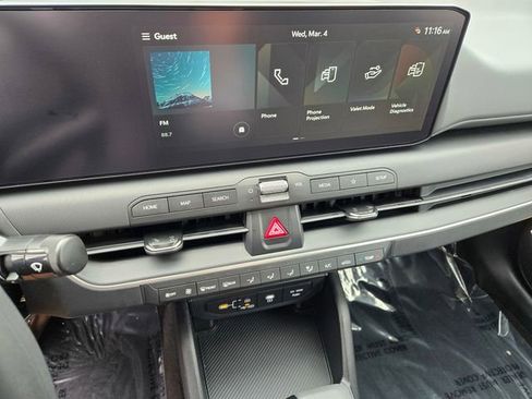 New 2026 Kia K4 LXS image 13