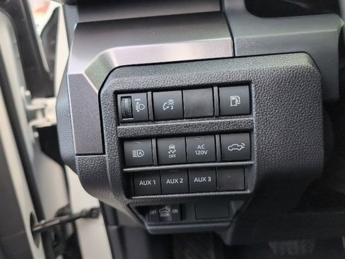 New 2025 Toyota Tacoma TRD Off-Road image 14