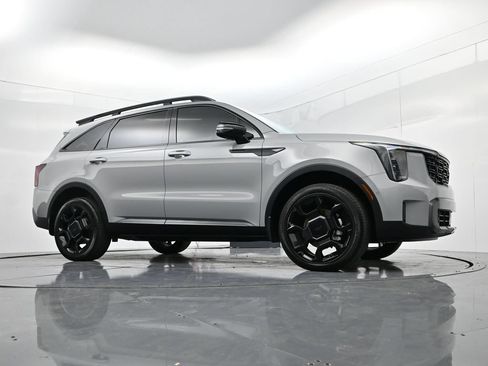 Certified 2025 Kia Sorento SX Prestige AWD/4WD image 41