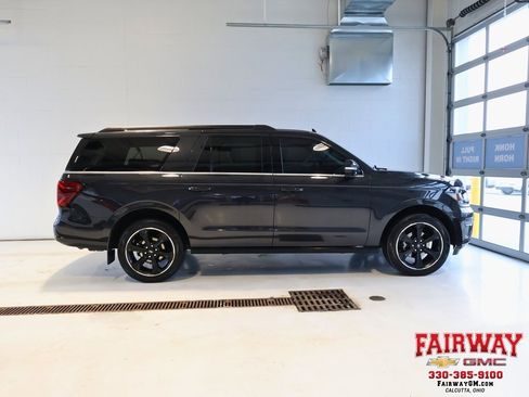 Used 2024 Ford Expedition Max Limited image 1