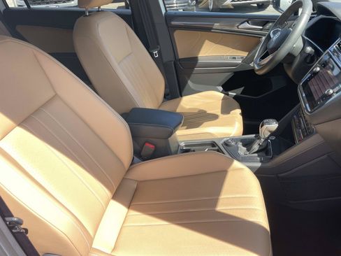 Certified 2022 Volkswagen Tiguan SE AWD/4WD image 29